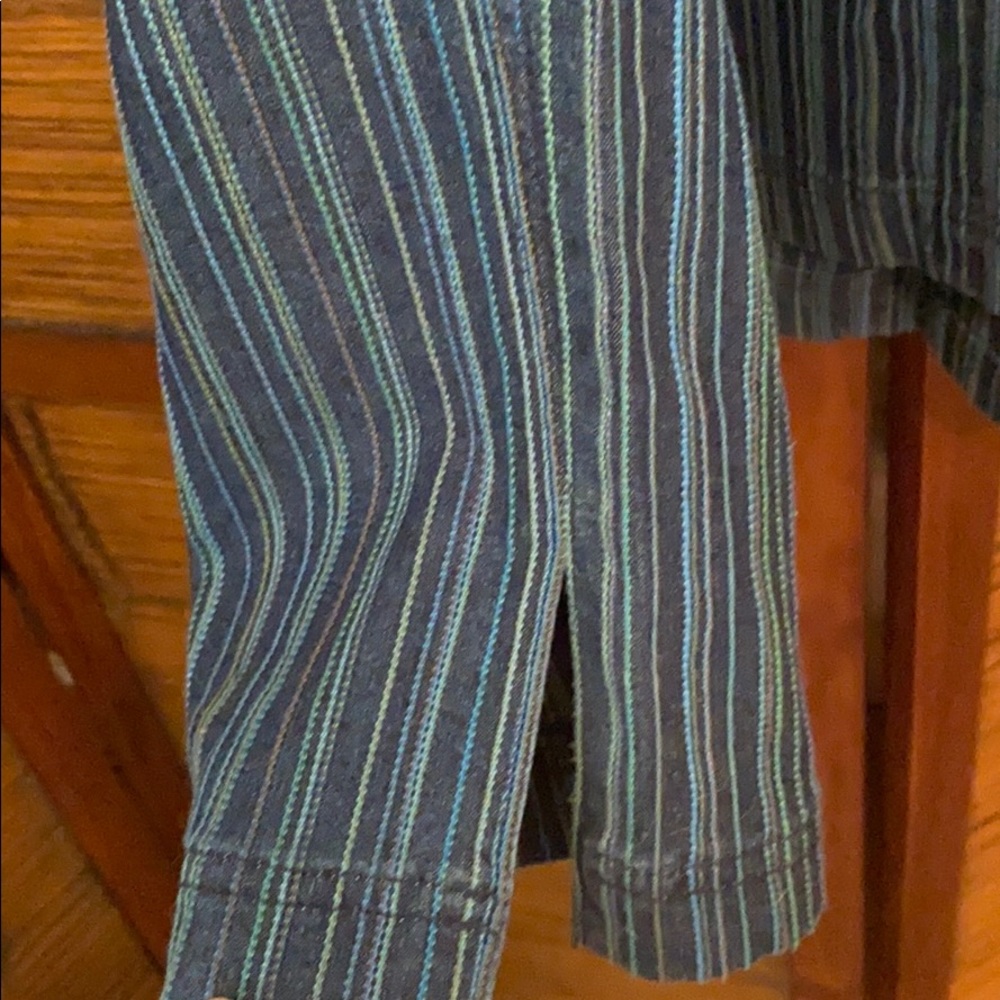 Button down jacket - Picture 3 of 3
